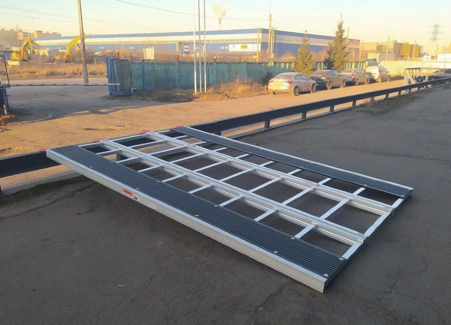 Купить сходни трапы аппарели для снегохода и квадроцикла 610 по цене 33 000 р.. Низкие цены. Большой выбор. Доставка по всей России. Интернет-магазин в Москве. Только положительные отзывы!