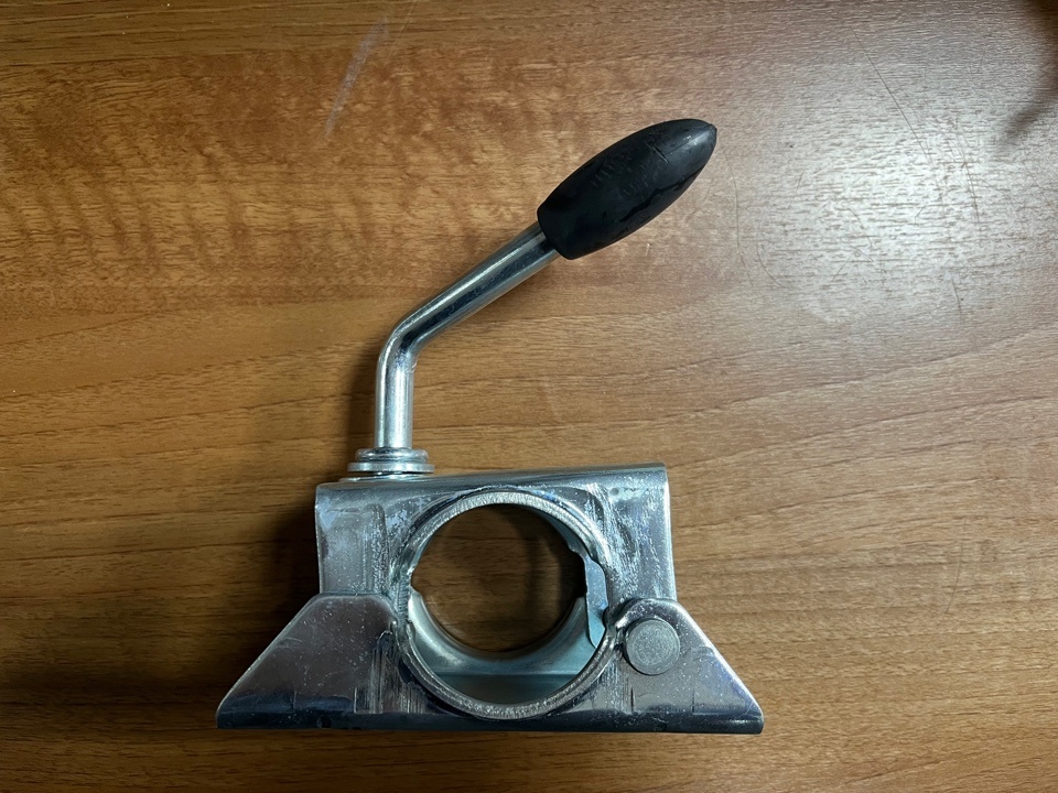 Купить хомут опорного колеса (китай) avtos автос по цене 560 р.. Низкие цены. Большой выбор. Доставка по всей России. Интернет-магазин в Москве. Только положительные отзывы!