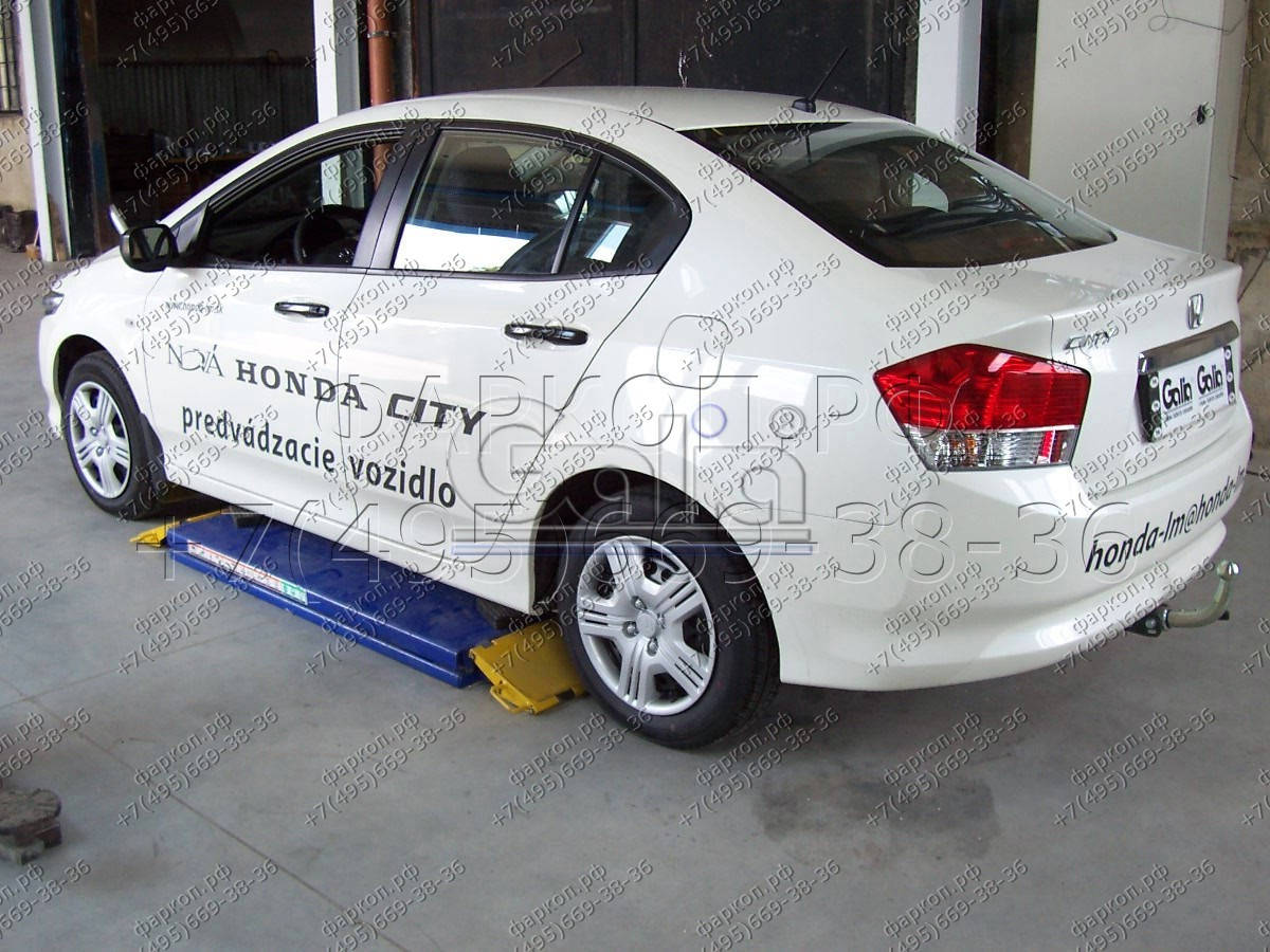 Купить фаркоп honda city 2008-2013 - h081c galia по цене  Низкие цены. Большой выбор. Доставка по всей России. Интернет-магазин в Москве. Только положительные отзывы!