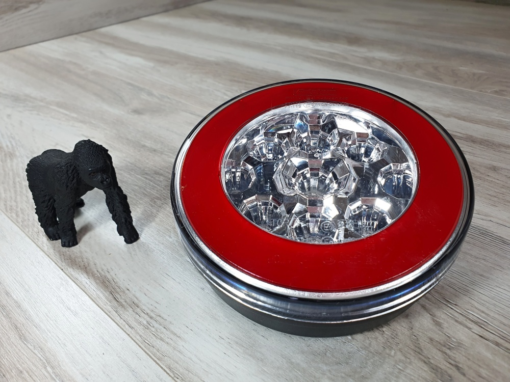 Купить фонарь задний противотуманный fristom ft-111 led bajonet 2-х функциональный с габаритным огнем круглый по цене . Низкие цены. Большой выбор. Доставка по всей России. Интернет-магазин в Москве. Только положительные отзывы!