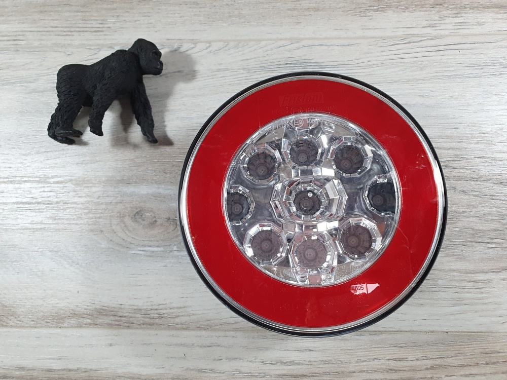 Купить фонарь задний противотуманный fristom ft-111 led bajonet 2-х функциональный с габаритным огнем круглый по цене . Низкие цены. Большой выбор. Доставка по всей России. Интернет-магазин в Москве. Только положительные отзывы!