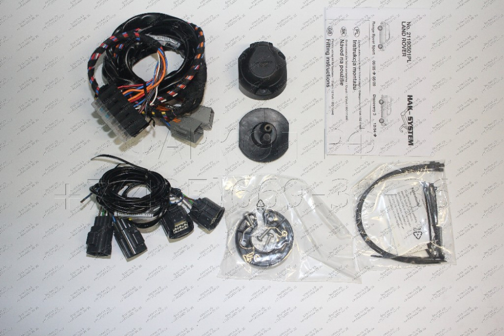 Купить электрика фаркопа land rover discovery 12/2004-08/2009 / range rover sport 06/2005-08/2009 13-конт по цене  Низкие цены. Большой выбор. Доставка по всей России. Интернет-магазин в Москве. Только положительные отзывы!