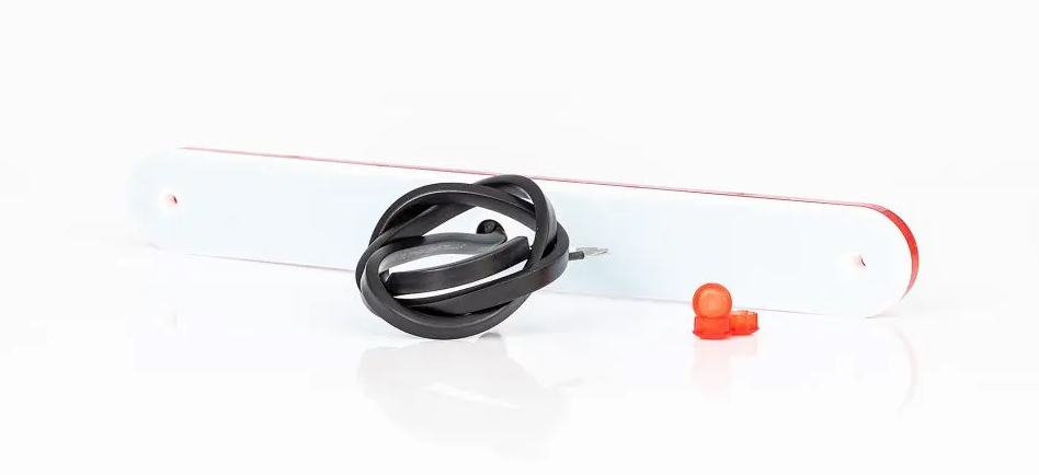 Купить фонарь габаритный ft-190 красный стоп led 12-36в самоклеющийся / fristom по цене . Низкие цены. Большой выбор. Доставка по всей России. Интернет-магазин в Москве. Только положительные отзывы!