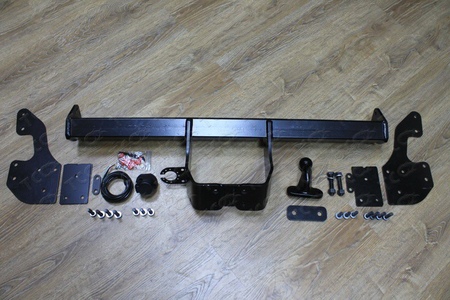 Купить фаркоп оцинкованный toyota hilux 2012-, в т.ч. exclusive 2018-, в т.ч. black onyx 2020- крюк торцевой на двух болтах по цене  Низкие цены. Большой выбор. Доставка по всей России. Интернет-магазин в Москве. Только положительные отзывы!