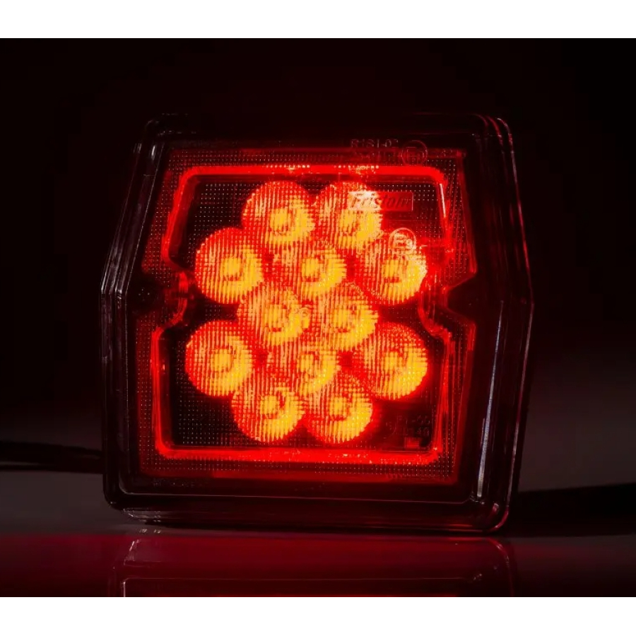 Купить фонарь задний противотуманный fristom ft-223 led bajonet по цене . Низкие цены. Большой выбор. Доставка по всей России. Интернет-магазин в Москве. Только положительные отзывы!