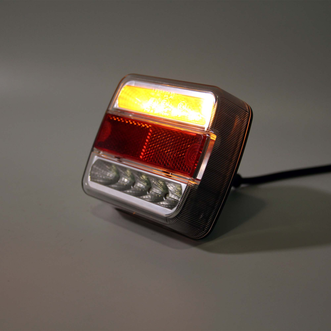 Купить фонарь задний многофункциональный ledworker trl004 led провод по цене 1 100 р.. Низкие цены. Большой выбор. Доставка по всей России. Интернет-магазин в Москве. Только положительные отзывы!