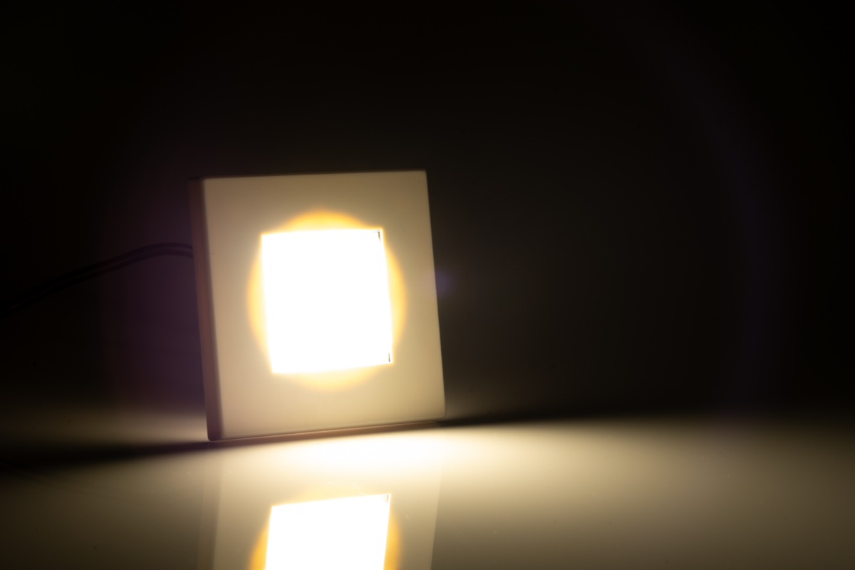 Купить фонарь освещения салона fristom ft-047 s led квадратный серебряного цвета по цене 801 р.. Низкие цены. Большой выбор. Доставка по всей России. Интернет-магазин в Москве. Только положительные отзывы!