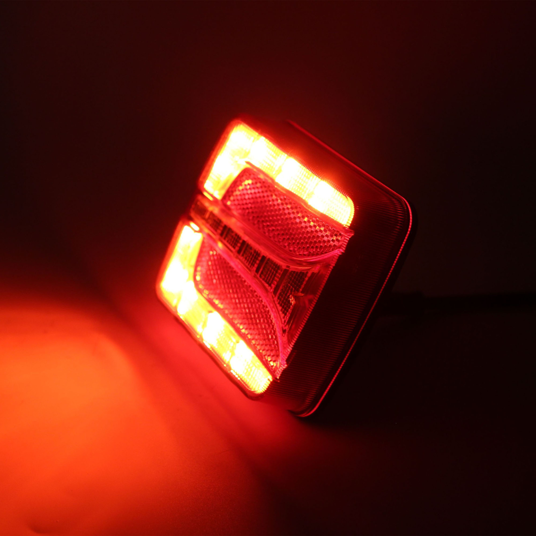 Купить фонарь задний многофункциональный ledworker trl005 led bajonet l по цене 1 450 р.. Низкие цены. Большой выбор. Доставка по всей России. Интернет-магазин в Москве. Только положительные отзывы!