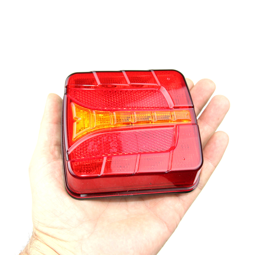 Купить фонарь задний многофункциональный ledworker trl005 led bajonet l по цене 1 450 р.. Низкие цены. Большой выбор. Доставка по всей России. Интернет-магазин в Москве. Только положительные отзывы!