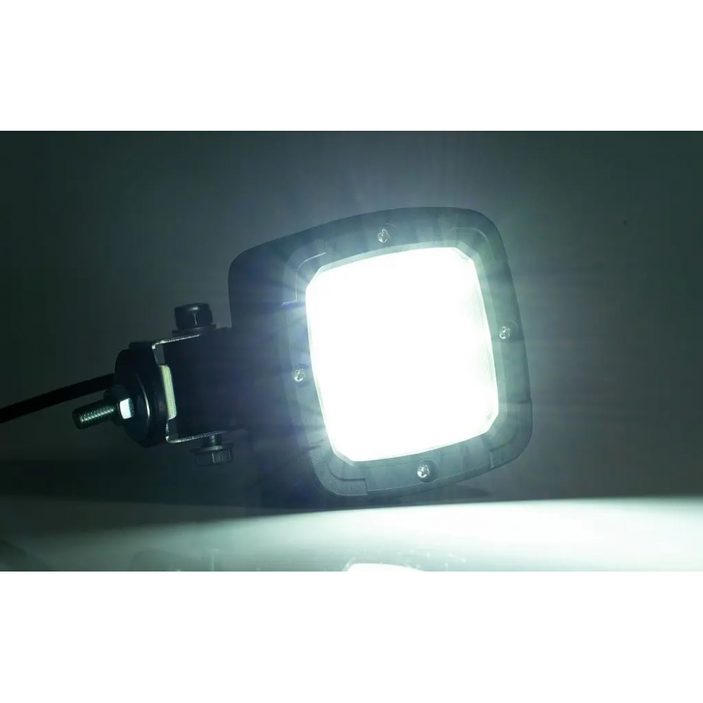 Купить светодиодная фара рабочего света fristom ft-036 led с проводом 1,5 м по цене 4 799 р.. Низкие цены. Большой выбор. Доставка по всей России. Интернет-магазин в Москве. Только положительные отзывы!