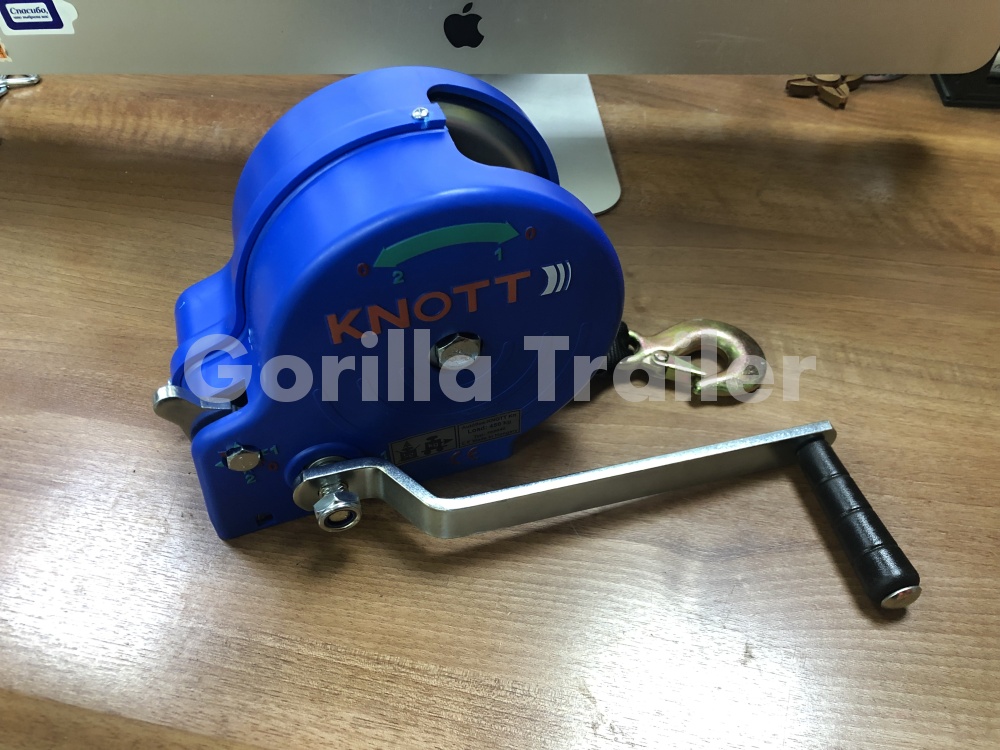Купить knott лебедка прицепа таль 450 кг, пластмассовый корпус, синтетический фал, с крюком (6x0017.210) по цене 8 900 р.. Низкие цены. Большой выбор. Доставка по всей России. Интернет-магазин в Москве. Только положительные отзывы!