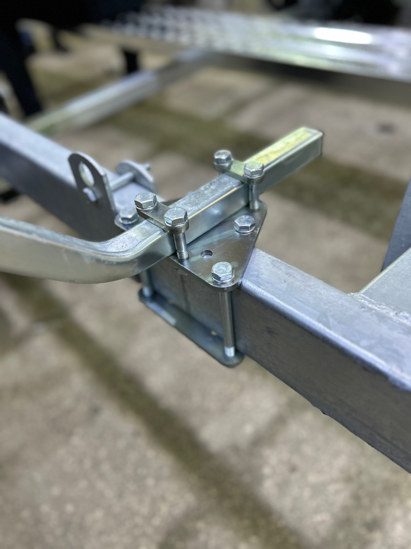 Купить направляющие ворота на лодочный прицеп 490.270.000.000 практик по цене 9 500 р.. Низкие цены. Большой выбор. Доставка по всей России. Интернет-магазин в Москве. Только положительные отзывы!