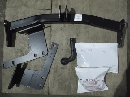 Купить фаркоп toyota land cruiser 100 vx 1998-2007 - 7820 трейлер по цене 7 804 р. Низкие цены. Большой выбор. Доставка по всей России. Интернет-магазин в Москве. Только положительные отзывы!