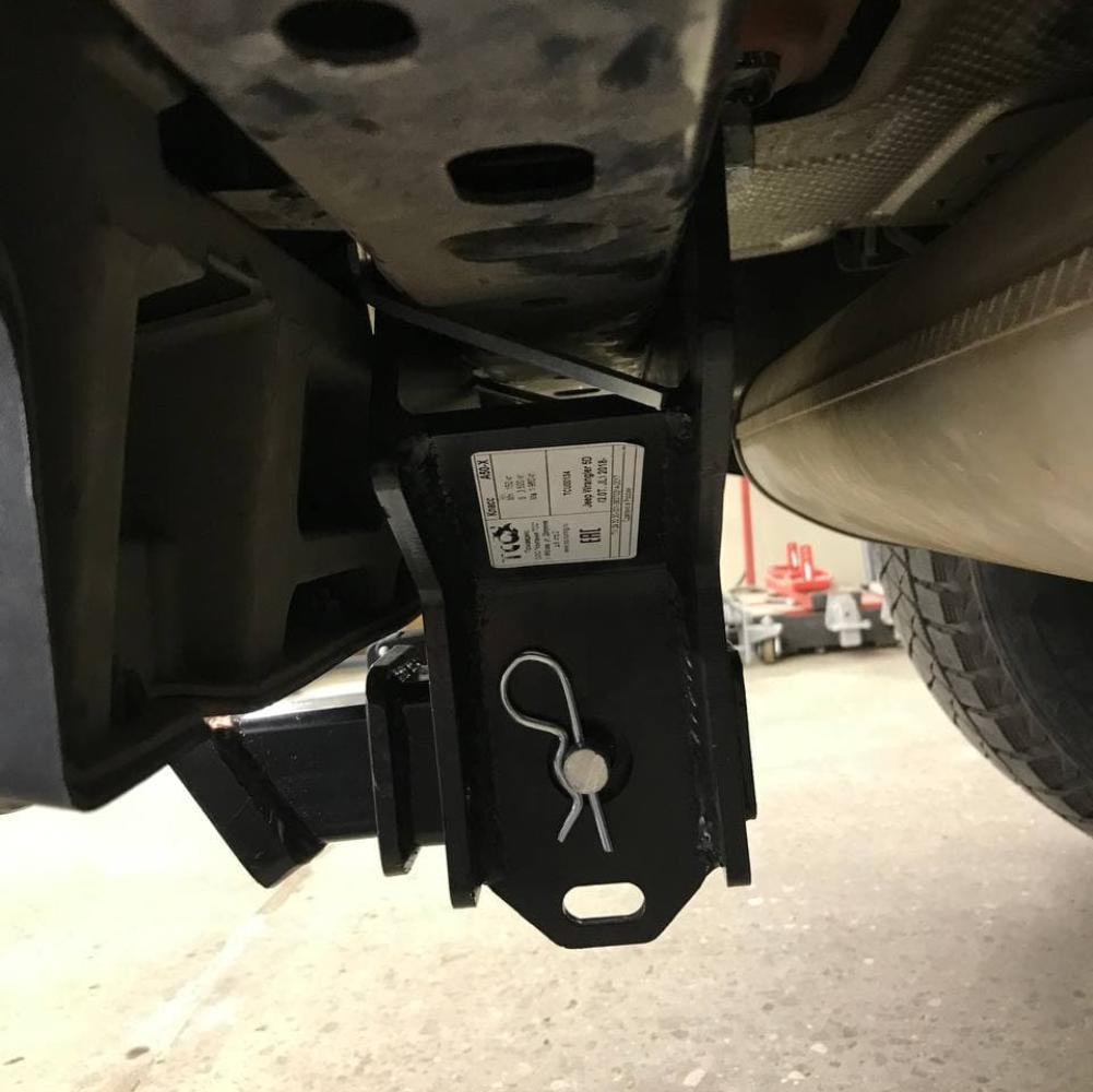 Купить фаркоп jeep wrangler 2.0t, jl 2018- tcu00134 тсс по цене  Низкие цены. Большой выбор. Доставка по всей России. Интернет-магазин в Москве. Только положительные отзывы!
