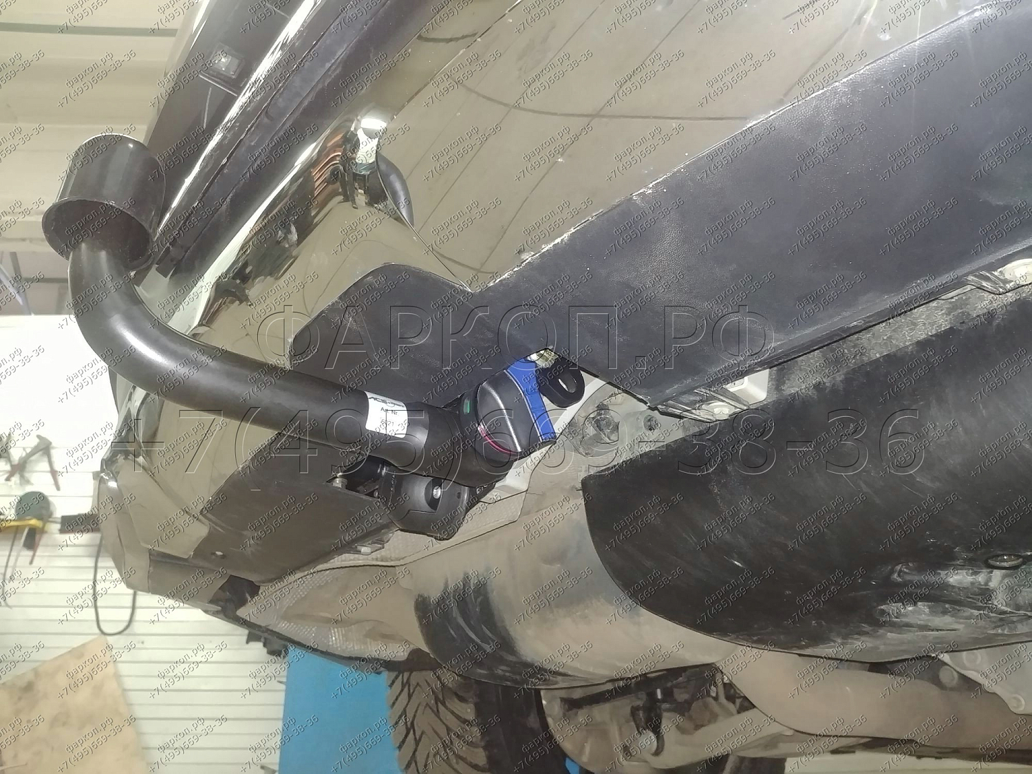 Купить фаркоп mercedes gle coupe c292 2015-2019 - d 53v auto-hak по цене  Низкие цены. Большой выбор. Доставка по всей России. Интернет-магазин в Москве. Только положительные отзывы!